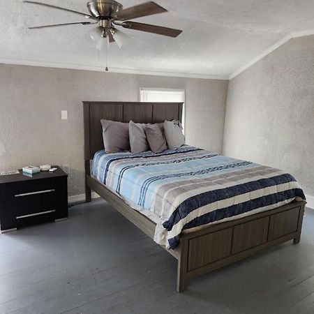 彼得斯堡Cute 1 Bdrm House That Sleeps 3别墅 外观 照片